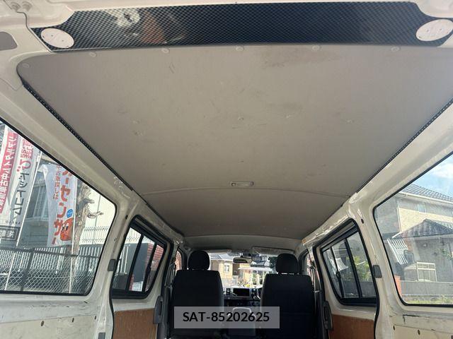 Toyota HIACE VAN 2007-07 6791727-9