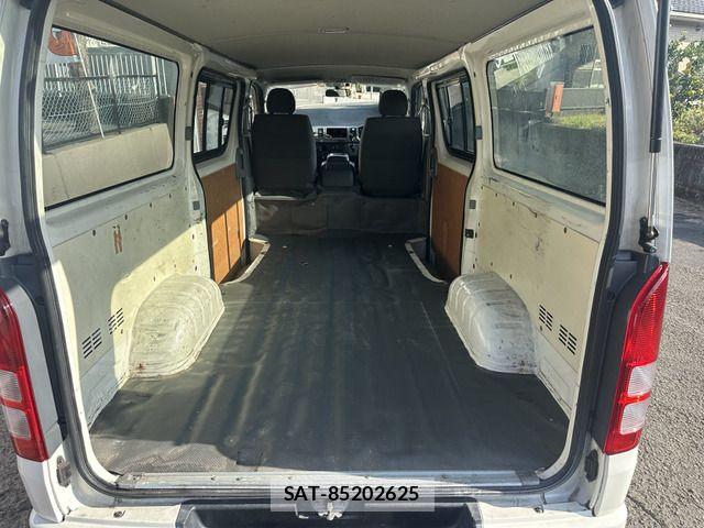 Toyota HIACE VAN 2007-07 6791727-8