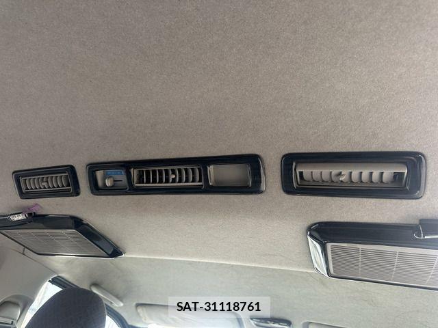 Toyota HIACE VAN 2008-11 6791726-10