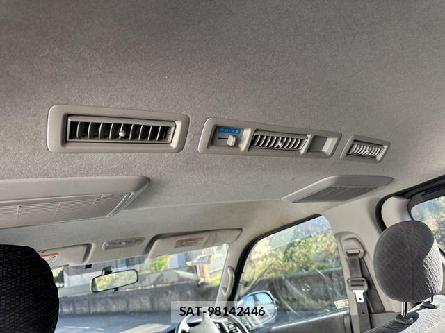 Toyota HIACE VAN 2009-10 6791731-13
