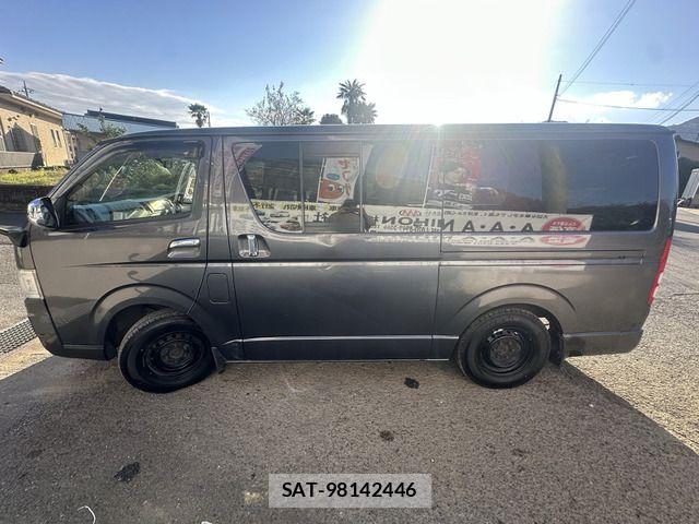 Toyota HIACE VAN 2009-10 6791731-3