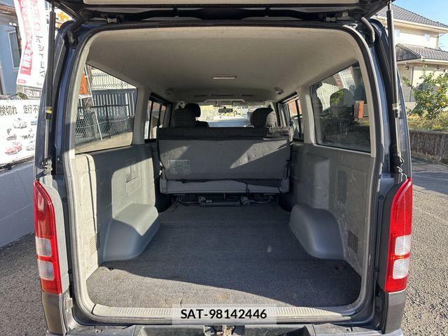 Toyota HIACE VAN 2009-10 6791731-7