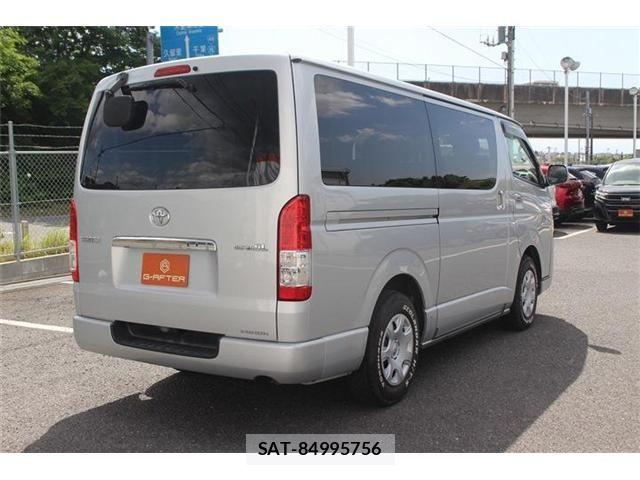 Toyota HIACE VAN 2015-03 6817684-10