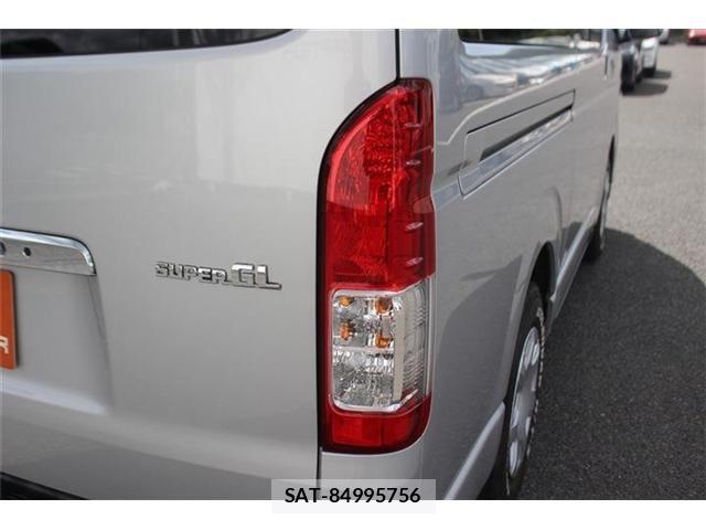 Toyota HIACE VAN 2015-03 6817684-19