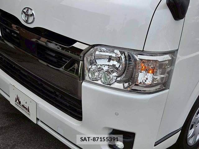 Toyota HIACE VAN 2023-06 6817678-18