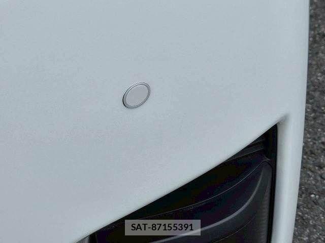 Toyota HIACE VAN 2023-06 6817678-5