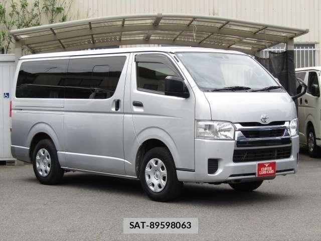Toyota HIACE VAN 2023-08 6817681-11