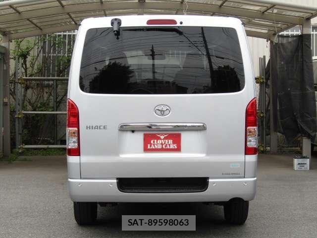 Toyota HIACE VAN 2023-08 6817681-14