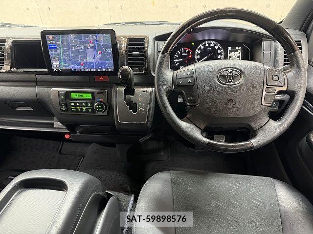 Toyota HIACE VAN 2021-09 6817674-1
