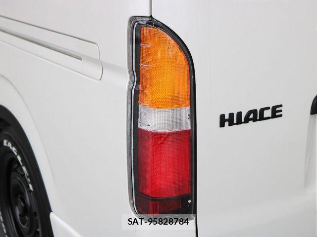 Toyota HIACE VAN 2021-01 6817665-14