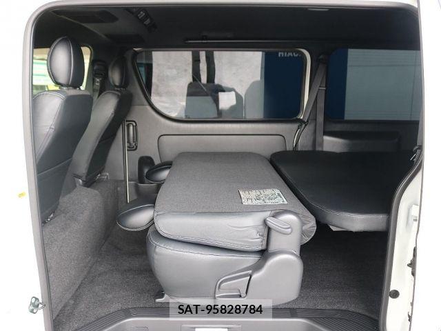 Toyota HIACE VAN 2021-01 6817665-8