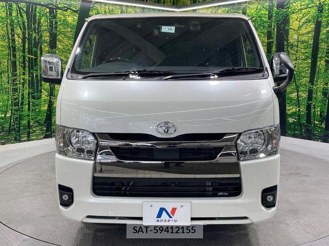 Toyota HIACE VAN 2023-03 6817671-13