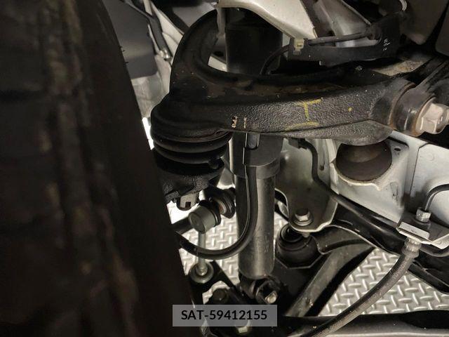 Toyota HIACE VAN 2023-03 6817671-18