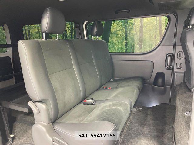 Toyota HIACE VAN 2023-03 6817671-8