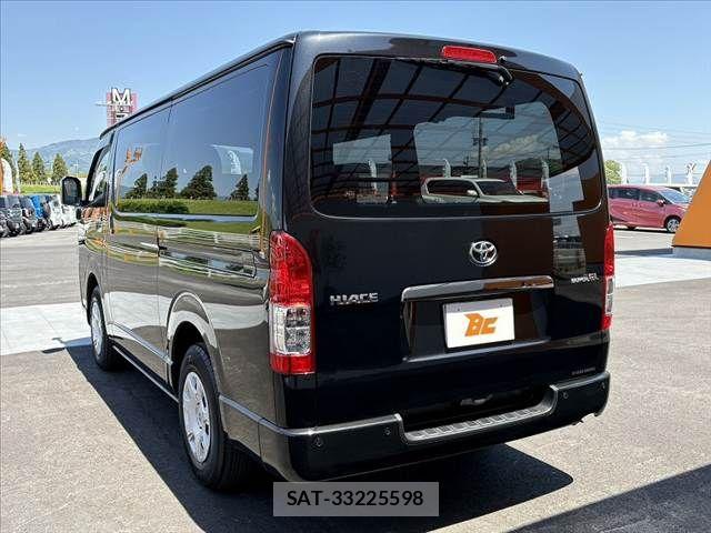 Toyota HIACE VAN 2022-12 6914592-14