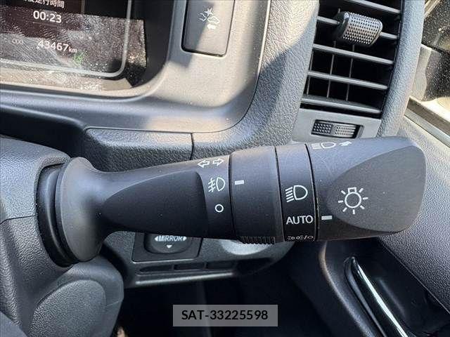 Toyota HIACE VAN 2022-12 6914592-28