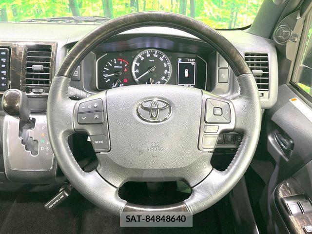 Toyota HIACE VAN 2022-11 6914589-10