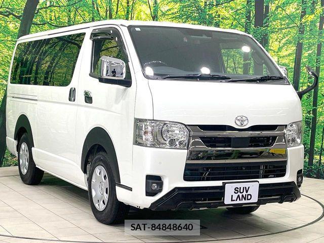 Toyota HIACE VAN 2022-11 6914589-15