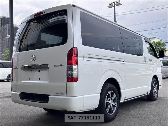 Toyota HIACE VAN 2022-07 6914590-14