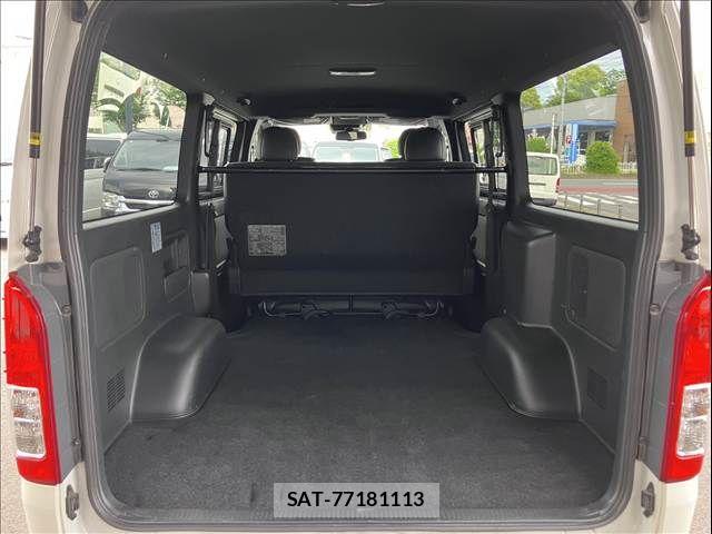 Toyota HIACE VAN 2022-07 6914590-19