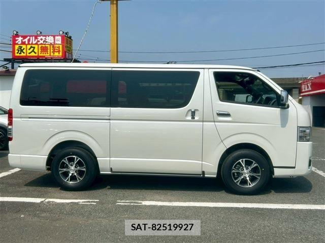 Toyota HIACE VAN 2026-01 6914588-24