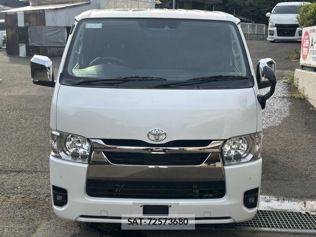 Toyota HIACE VAN 2022-05 6914598-1