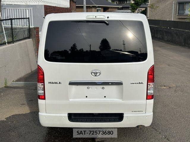 Toyota HIACE VAN 2022-05 6914598-5