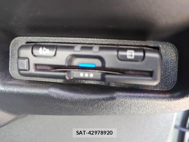 Toyota HIACE VAN 2022-10 6914591-14
