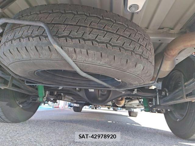 Toyota HIACE VAN 2022-10 6914591-29