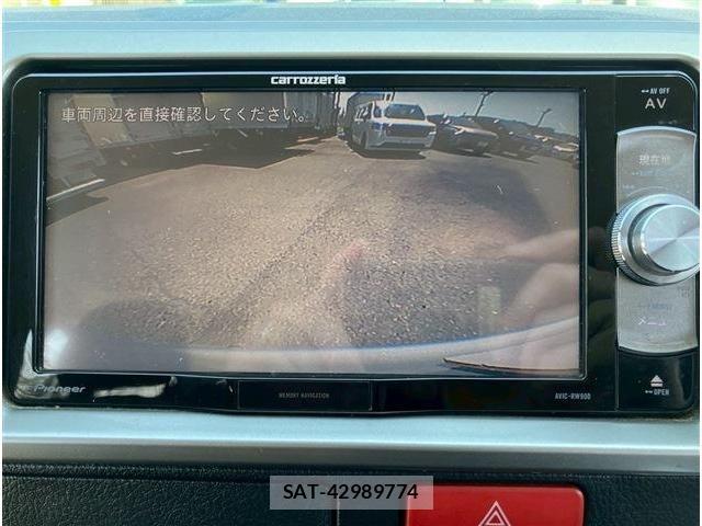 Toyota HIACE VAN 2017-10 6998851-15