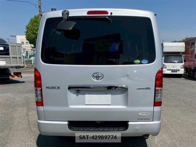 Toyota HIACE VAN 2017-10 6998851-5