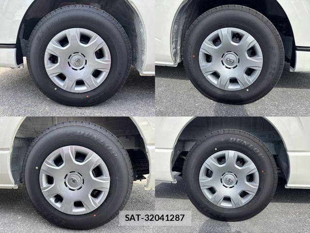 Toyota HIACE VAN 2026-03 6998874-11