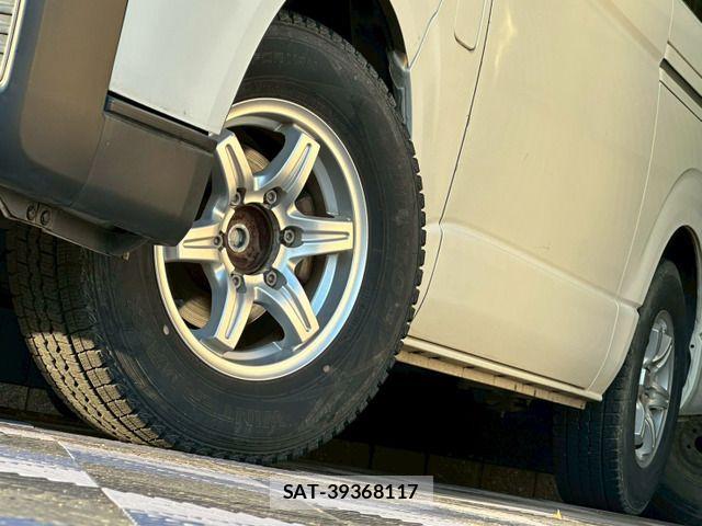 Toyota HIACE VAN 2015-02 6998888-17