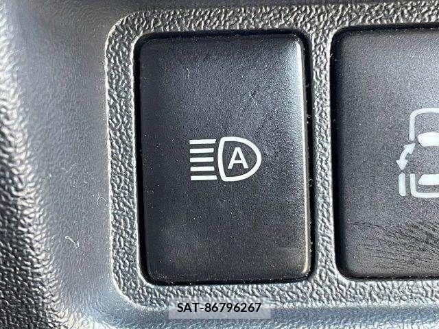 Toyota HIACE VAN 2018-09 6998857-11
