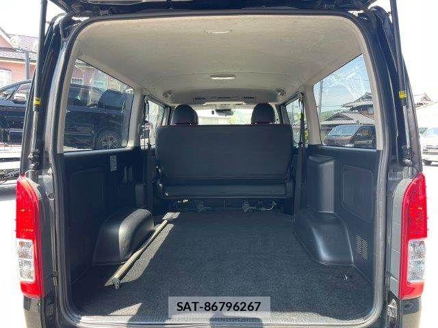 Toyota HIACE VAN 2018-09 6998857-14