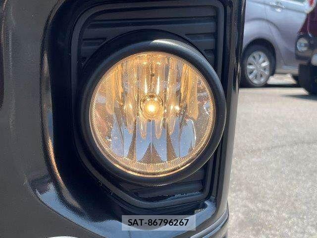 Toyota HIACE VAN 2018-09 6998857-17