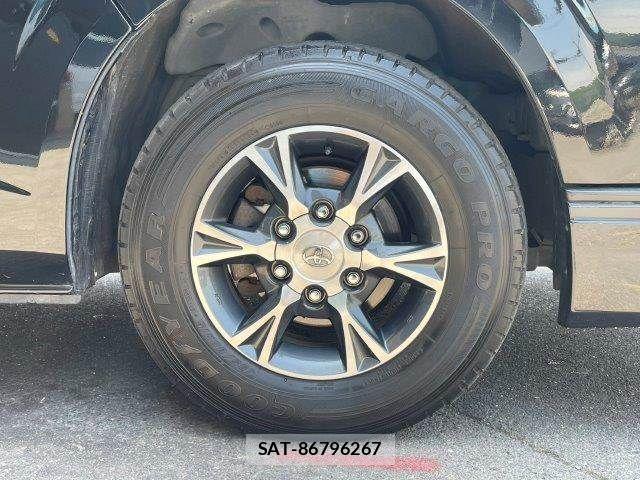 Toyota HIACE VAN 2018-09 6998857-18