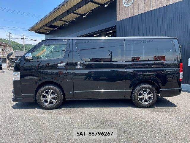 Toyota HIACE VAN 2018-09 6998857-25