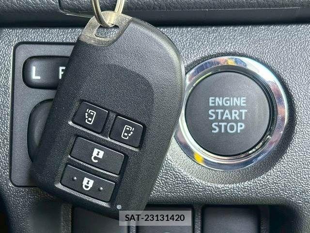 Toyota HIACE VAN 2025-07 6998837-10