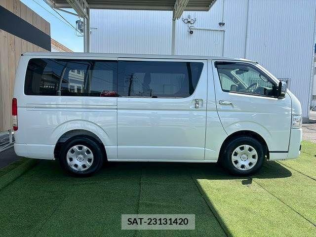 Toyota HIACE VAN 2025-07 6998837-15