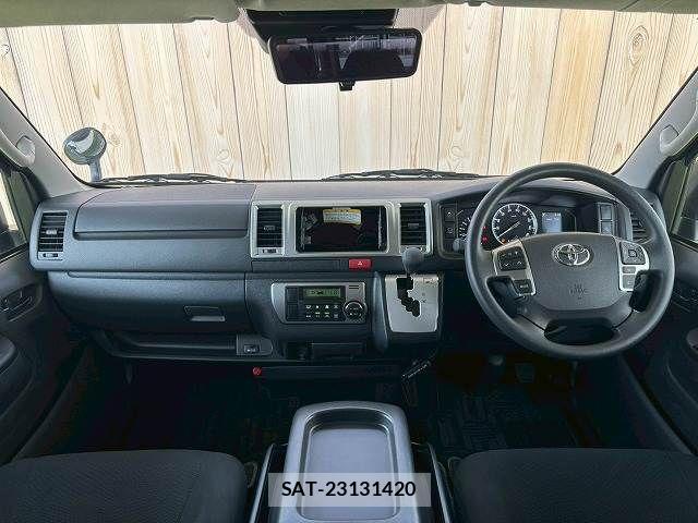 Toyota HIACE VAN 2025-07 6998837-2