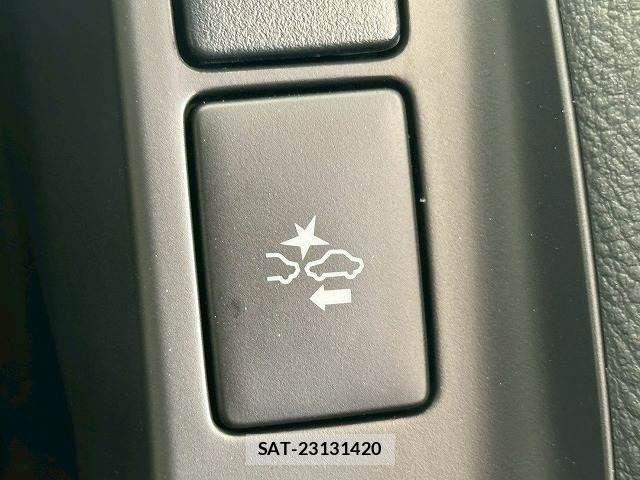 Toyota HIACE VAN 2025-07 6998837-6