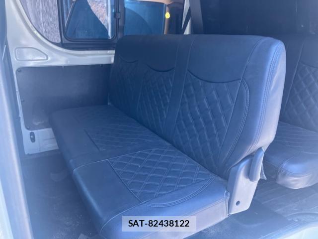 Toyota HIACE VAN 2015-11 6998863-14