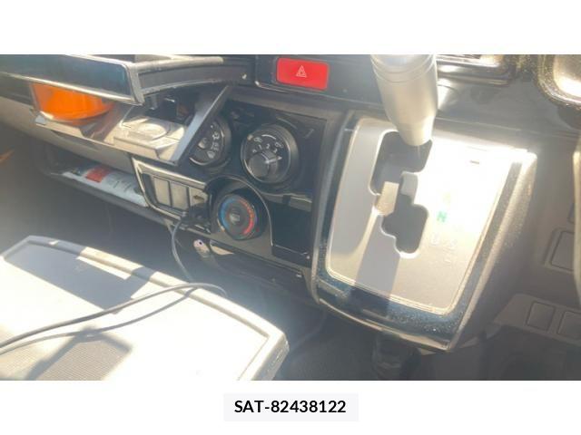 Toyota HIACE VAN 2015-11 6998863-20