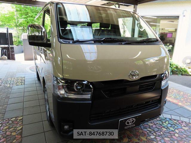 Toyota HIACE VAN 2026-04 6998836-0