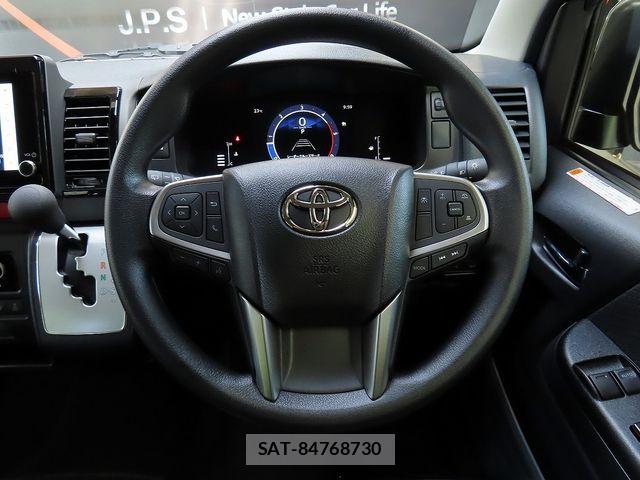 Toyota HIACE VAN 2026-04 6998836-13