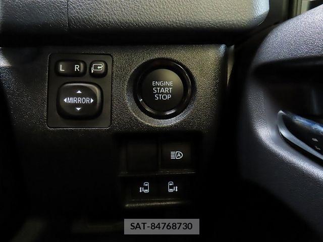 Toyota HIACE VAN 2026-04 6998836-14