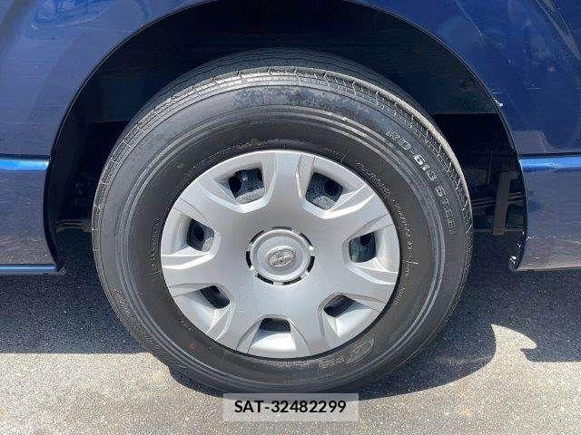 Toyota HIACE VAN 2018-05 6998853-16