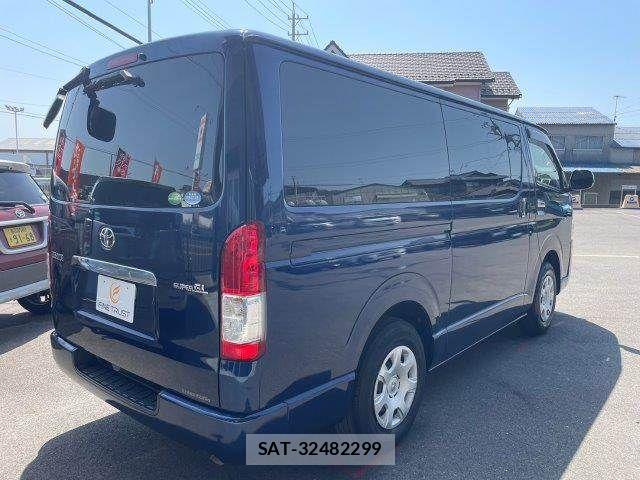 Toyota HIACE VAN 2018-05 6998853-20