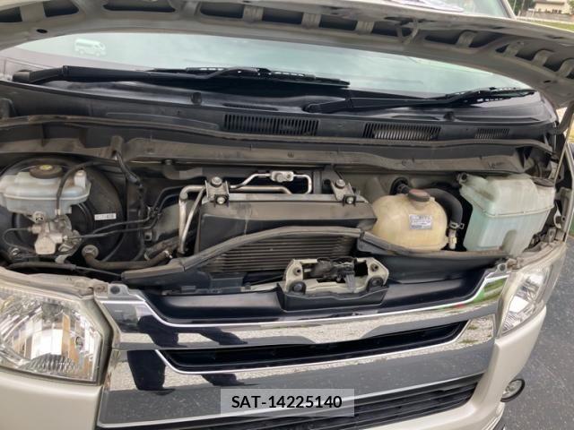 Toyota HIACE VAN 2016-05 6998869-11